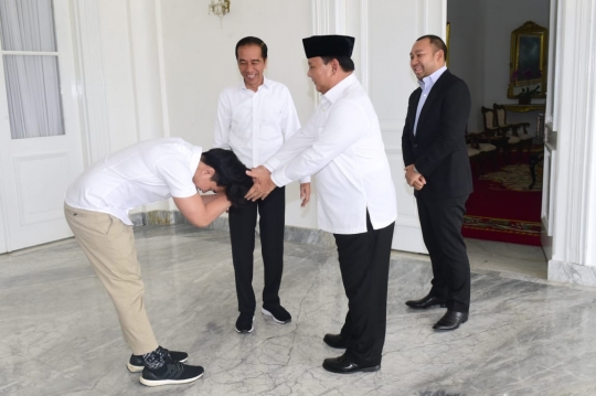 Saat Presiden Jokowi Terima Menhan Prabowo di Istana Yogyakarta