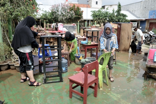 Nestapa Sekolah Perguruan Rakyat 2 Rusak Akibat Banjir