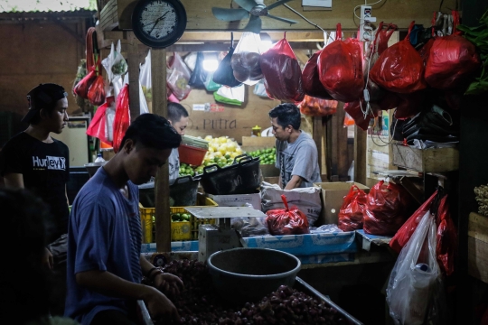 Mulai Juli 2020, Mal dan Pasar Dilarang Menggunakan Kantong Plastik