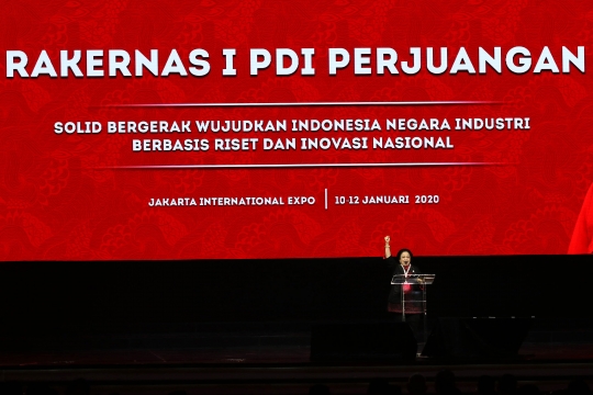 Pukul Bedug, Jokowi-Ma'ruf Amin-Megawati Buka Rakernas dan HUT ke-47 PDIP