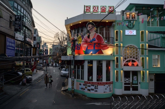 Pyeongyang Bar, Kafe Bertema Korea Utara di Seoul