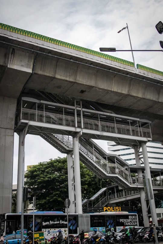 Pemprov DKI Akan Desain Ulang Halte Bus Tertinggi di Indonesia