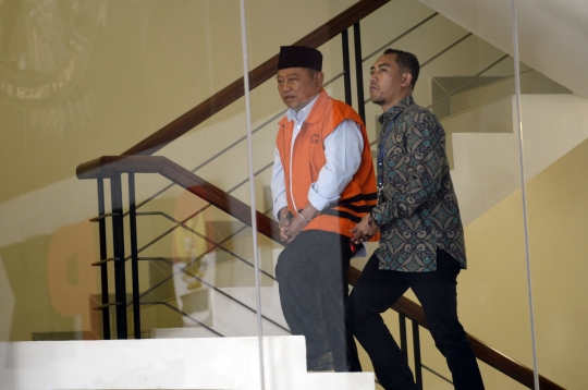 Bupati Sidoarjo Jalani Pemeriksaan Perdana Pascaditahan KPK
