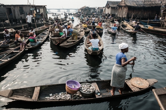 Potret Kumuh Kampung Apung Terbesar Dunia di Nigeria