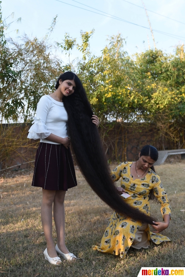 Foto Remaja India Pecahkan Rekor Rambut Terpanjang Dunia Merdeka Com