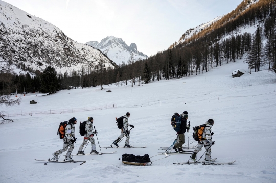 Intip Latihan Komando Militer Gunung Prancis di Mont Blanc