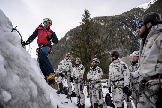 Intip Latihan Komando Militer Gunung Prancis di Mont Blanc