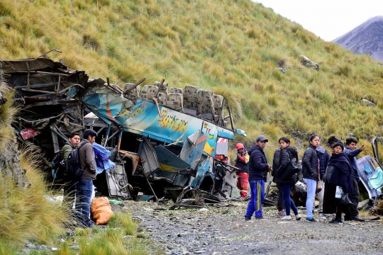 Bus Jatuh ke Jurang di Bolivia, 14 Orang Tewas