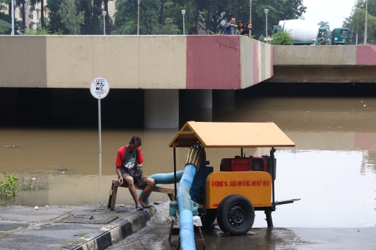 Hujan Lebat, Underpass Kemayoran Kembali Terendam Banjir