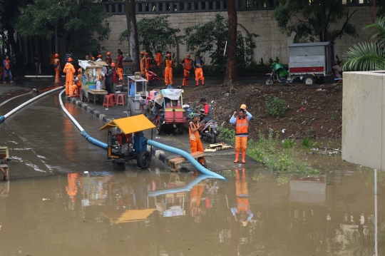 Hujan Lebat, Underpass Kemayoran Kembali Terendam Banjir