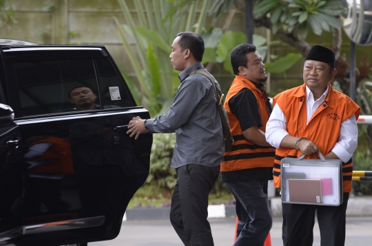 KPK Periksa Bupati Sidoarjo dan Mantan Anggota DPRD Bandung