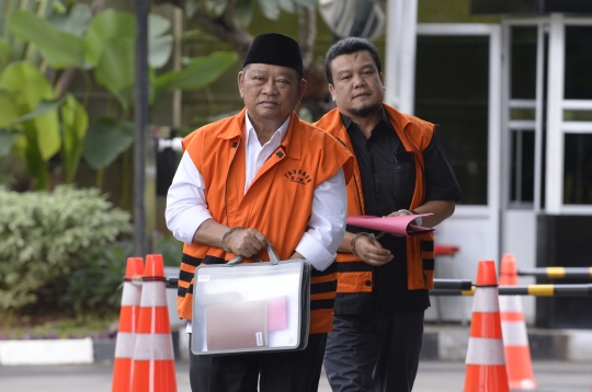 KPK Periksa Bupati Sidoarjo dan Mantan Anggota DPRD Bandung