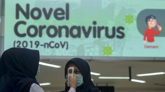 Sosialisasi Pencegahan Virus Corona di Stasiun Sudirman