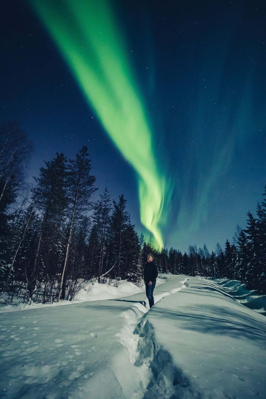 Memandangi Indahnya Aurora di Langit Finlandia