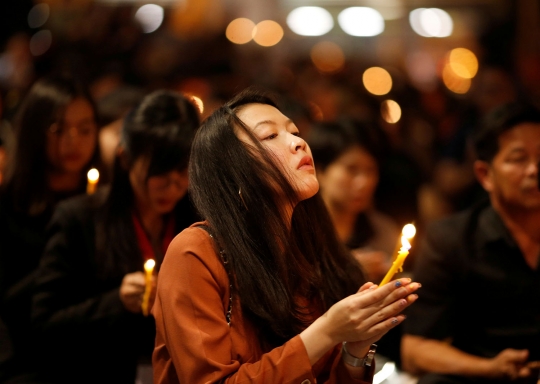 Doa Bersama untuk Korban Penembakan Massal di Thiland
