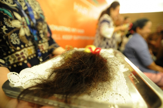 Mendonor Rambut untuk Penderita Kanker