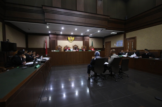 Wawan Jalani Sidang Lanjutan Kasus Pencucian Uang