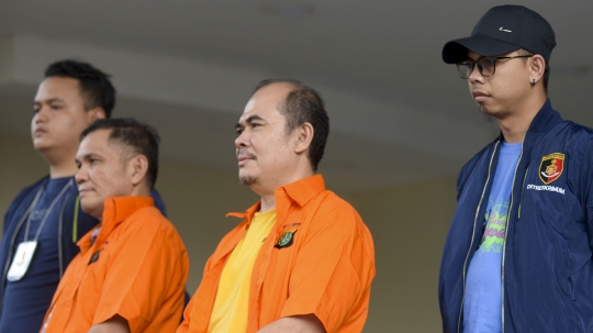 Polisi Tangkap 2 Pelaku Kasus Pencemaran Nama Baik Rektor Manado