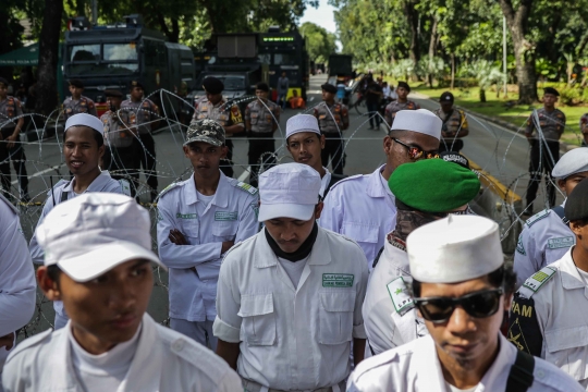 Reuni 212 di Monas, Massa Aksi Ajak Masyarakat Berantas Korupsi