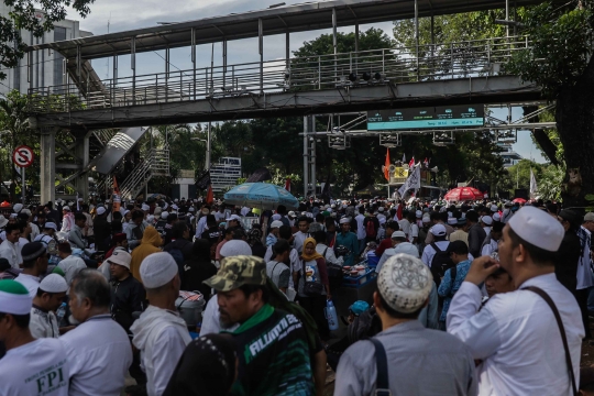 Reuni 212 di Monas, Massa Aksi Ajak Masyarakat Berantas Korupsi