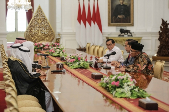 Presiden Jokowi Terima Kunjungan Sekjen Liga Muslim Dunia