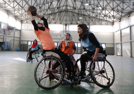 Semangat Berlatih Pemain Basket Disabilitas Afghanistan