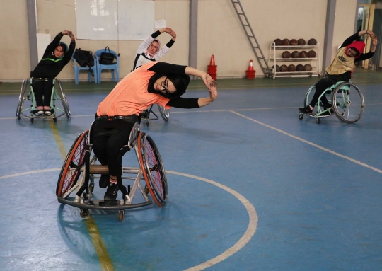 Semangat Berlatih Pemain Basket Disabilitas Afghanistan