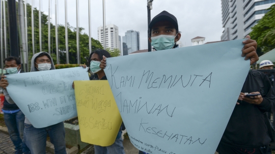 Aksi Demonstran Tolak Pulau Sebaru Jadi Tempat Karantina Pasien Corona