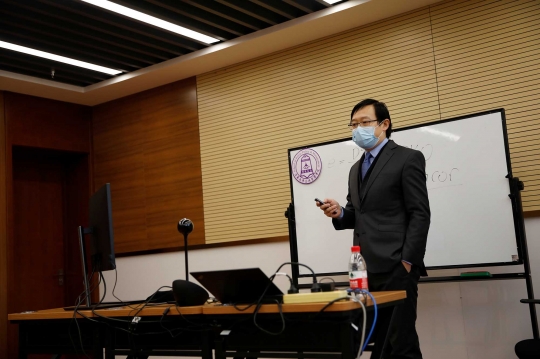 Imbas Corona, Mahasiswa di China Belajar Secara Online