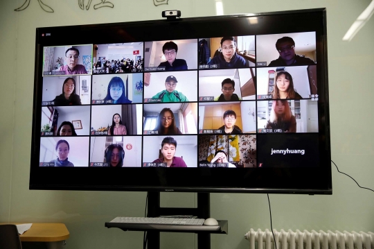 Imbas Corona, Mahasiswa di China Belajar Secara Online