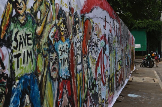 Mural Bermuatan Protes Hiasi Revitalisasi Taman Ismail Marzuki