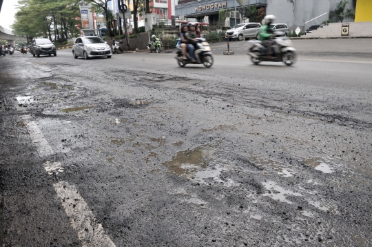 495 Jalan di Jakarta Rusak Akibat Banjir Februari 2020