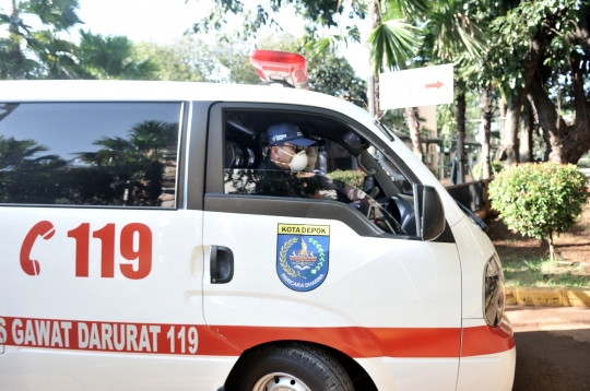 Kerabat Pasien Corona Depok Dibawa ke RSPI Sulianti Saroso
