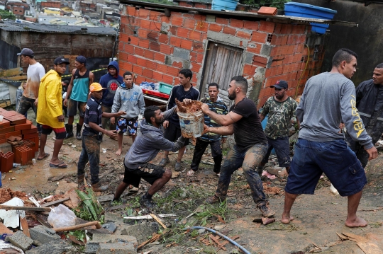 Hujan Lebat Picu Longsor di Brasil, 17 Tewas
