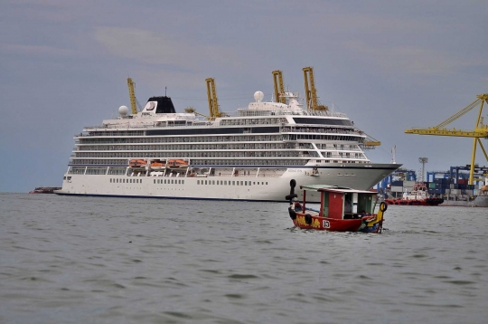 Kapal Pesiar Viking Sun Dilarang Berlabuh di Semarang