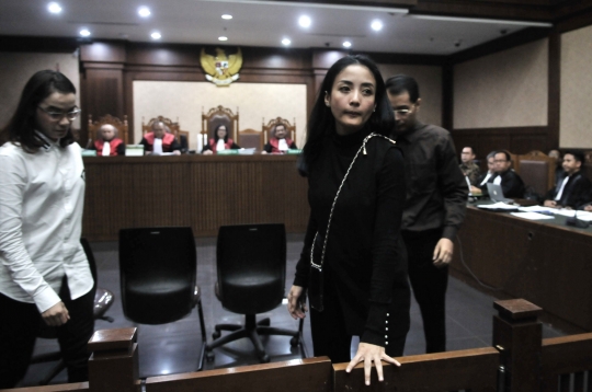 Artis Aima Diaz Bersaksi di Sidang Korupsi Tubagus Chaeri Wardana