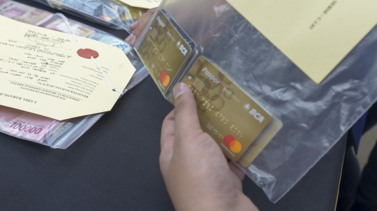 Polda Metro Jaya Bekuk Sindikat Pembobol ATM