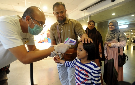 Waspada Corona, Mall di Tangsel Periksa Suhu Tubuh Pengunjung