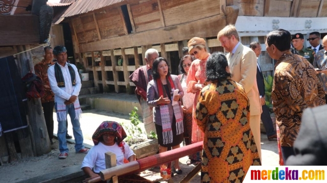 Foto Gaya Raja dan Ratu Belanda Saat Berkunjung ke Danau 