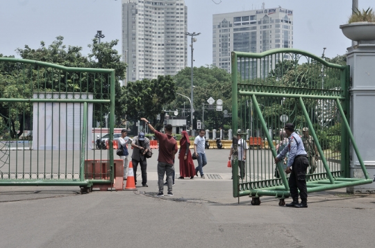 Monas Ditutup Akibat Corona