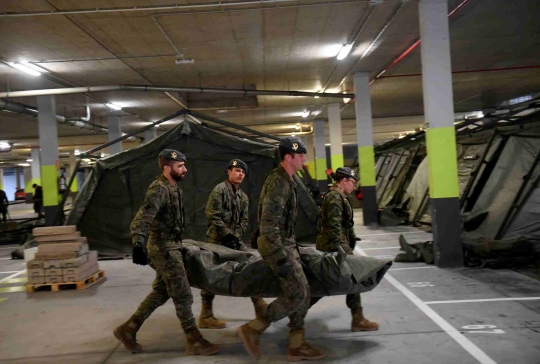 Spanyol Kerahkan Tentara Militer Perangi Wabah Corona