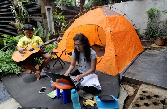 Mencegah Penularan Corona dengan Bekerja dari Rumah