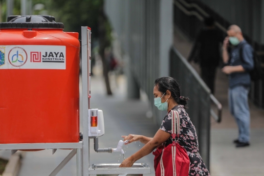 Pemprov DKI Sediakan 12 Unit Tempat Cuci Tangan untuk Lawan Corona