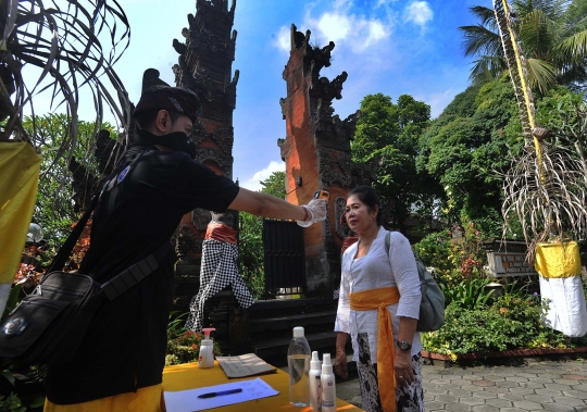 Imbas Corona, Pengunjung Pura Dibatasi Jelang Perayaan Nyepi