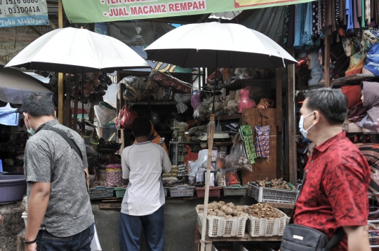 Berkah Pedagang Jamu Rempah di Tengah Pandemi Covid-19