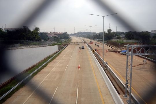 Memantau Proyek Tol Serpong-Cinere yang Hampir Rampung