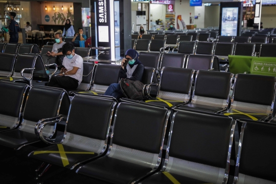 Jumlah Penumpang di Bandara Soetta dan Halim Perdanakusuma Turun 30 Persen