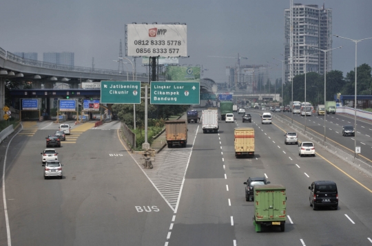 Penurunan Volume Kendaraan di Jalan Tol akibat Covid-19