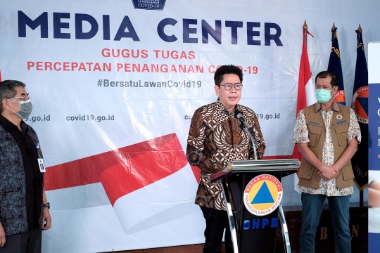 Penyerahan Bantuan Rp 10 Miliar Tempo Scan Group ke BNPB Lawan Covid-19