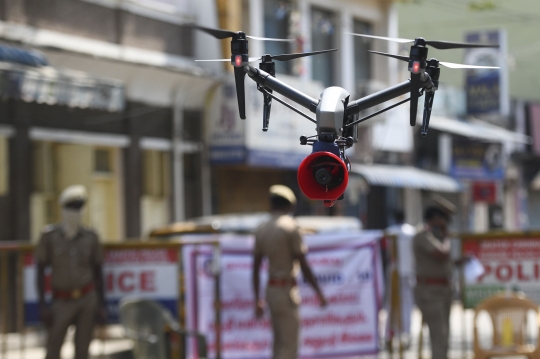 India Kerahkan Drone untuk Awasi Aktivitas Warga